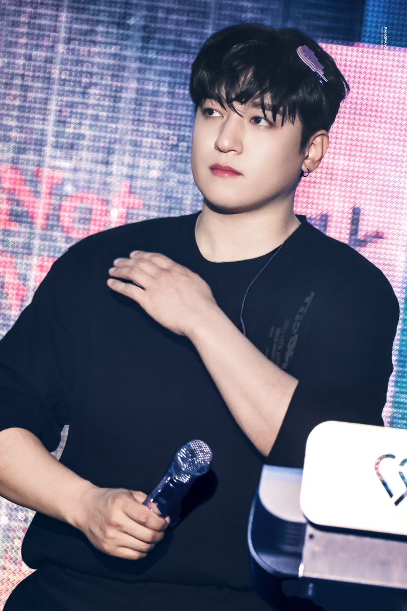 PANGPANG2_0116's tweet photo. 260516 The DECADE 부산

#성진 #SUNGJIN #데이식스 #DAY6 https://t.co/S7c82yODib