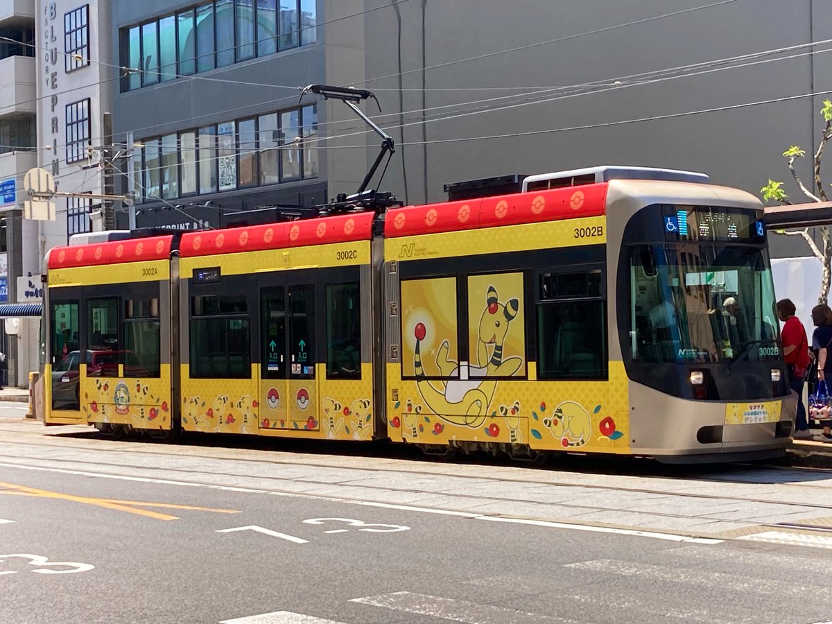 _yzkm_'s tweet photo. デンリュウの路面電車や！ https://t.co/fRBARIkyh4