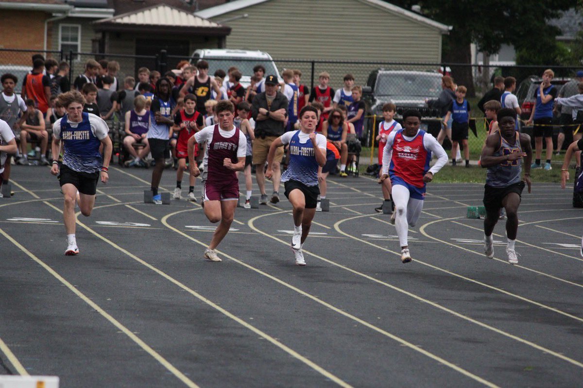 MFMSTF's tweet photo. 🚨STATE QUALIFIER X3🚨

8th Grader Reid Bracken 
100 took🥉in 12.05
200 took🥉in 24.66
400 Sectional Champ - broke his own school record in 54.70! 

#WeAreAllTrojans #ExcellencePride https://t.co/43cRO3YTRh