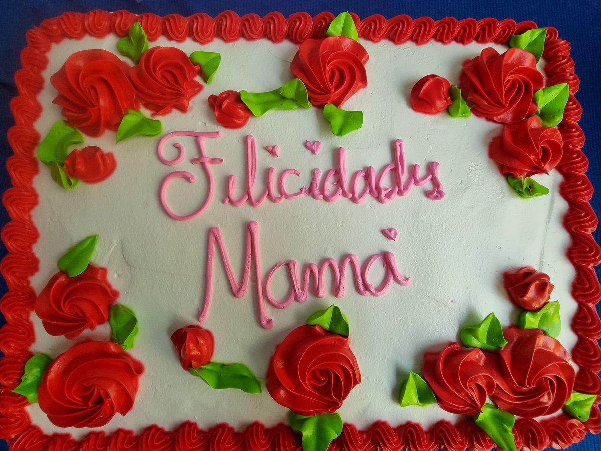 Alejandr0Nochez's tweet photo. 📍 #Cuscatancingo, #SanSalvadorCentro.

Que privilegio haber podido celebrarles a las Madrecitas 💞 del grupo de Adultos Mayores de la Colonia Lirios del Norte, que Dios las bendiga a cada una de ellas, muchas gracias por la invitación.

Felicidades a todas las Madres ❤️. 

TU BIENESTAR ES MI PRIORIDAD.

Alejandro Nóchez 
"Cerca de la Gente".