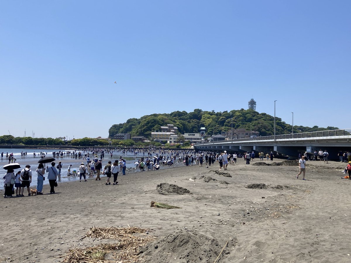 JO1UTG's tweet photo. 今日は江の島でトンボロ現象が発生する日ということで、歩いて江の島に渡ることができました。 https://t.co/Xxc1sCOYXA