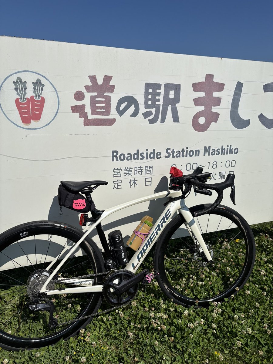 kaorinroad0910's tweet photo. 今日は、今日も！ここ
Newホイール✨シェイクダウン
おまけで付いてきた靴下も履いて（笑）

ラチェット音は…爆音でーす💦
うるせぇ〜すんません(^_^;)(^_^;)
#8LIEN https://t.co/oE5p5pBOoP