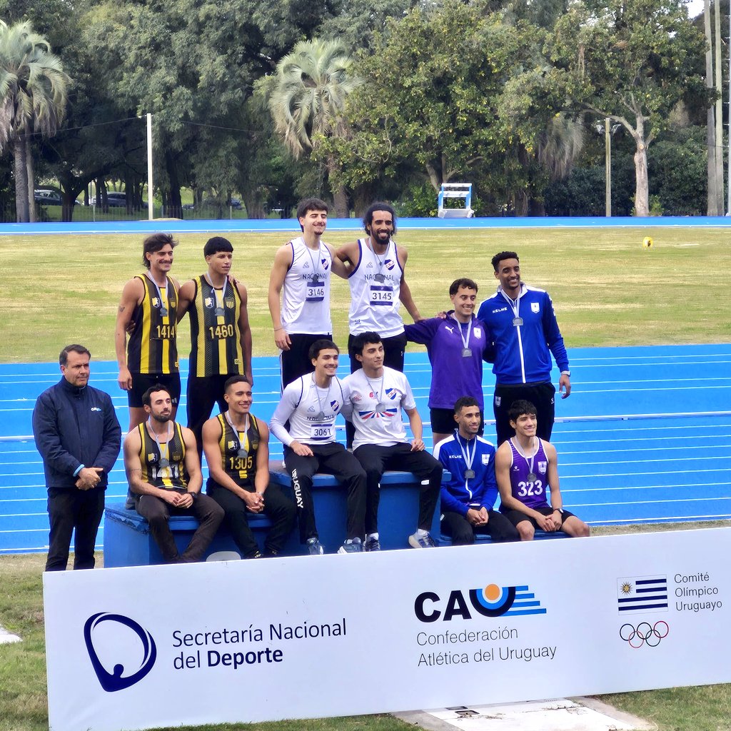 CNdeFatletismo's tweet photo. 🥇 ¡CAMPEONES NACIONALES! 🥇

🏆 Sábado de proclamación como Campeón Uruguayo por 3ª vez consecutiva para Adrián Nicolari en los 100m y el bicampeonato para la Posta masculina 4x100m, en la que estuvo con Mateo Justitz, Facundo Ramos y Juan Pedro Álvarez.

¡FELICITACIONES! 🔵⚪️🔴 https://t.co/lVxYRcuKuu