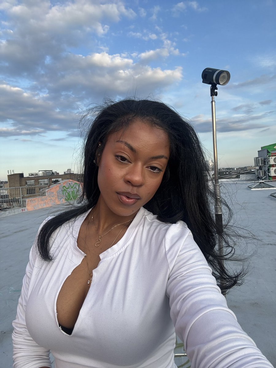 ShaniNyelle tweet media