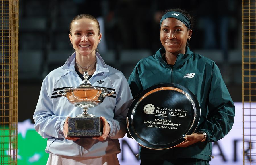 XHSports's tweet photo. 7th seed Elina Svitolina battled past 3rd seed Coco Gauff 6-4, 6-7 (3), 6-2 in the final to win her third Italian Open title and the 20th WTA singles title of her career https://t.co/7cefiIRnCg
#IBI26 https://t.co/Yx7IbhJtPA