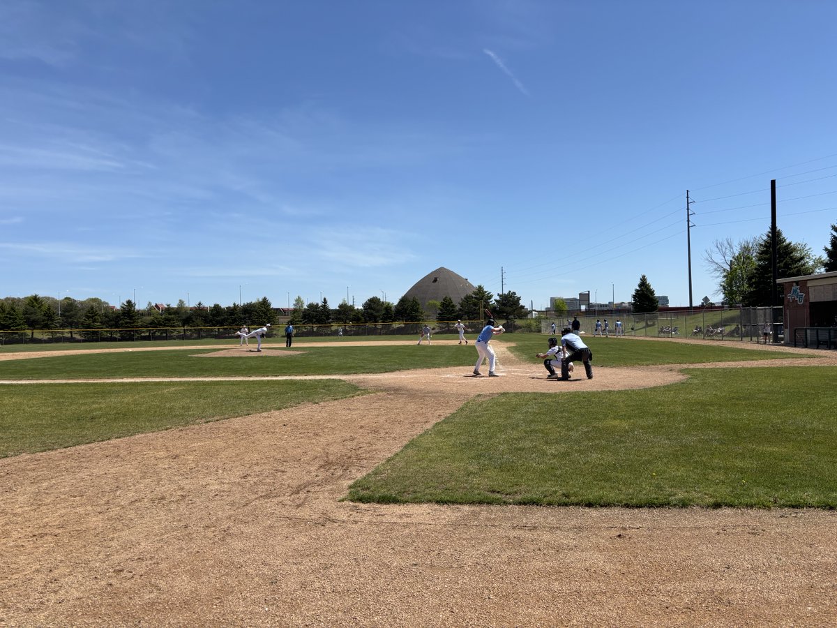 RevShevWLC's tweet photo. BTT May 16: Limited pics because my @InsideWLC Admissions friends Maddison &amp; Melanie were helping me host the Softball &amp; Baseball LIT…and @AdamHeinzen was serving the adults! It was great seeing athletes from @fvlhs @KMLChargers @LakesideLuthHS @WLHSVikings …thanks for the fun! https://t.co/nVwcZwskyn