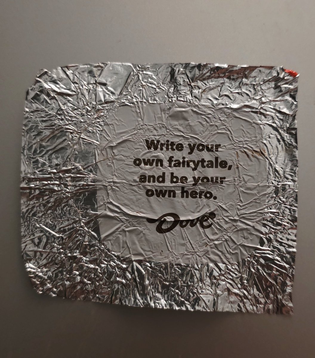 cbaysauthor's tweet photo. When your "writing chocolate" understood the assignment:
#authormom #writingcommunity #dovechocolate https://t.co/XnTpr2Je6A
