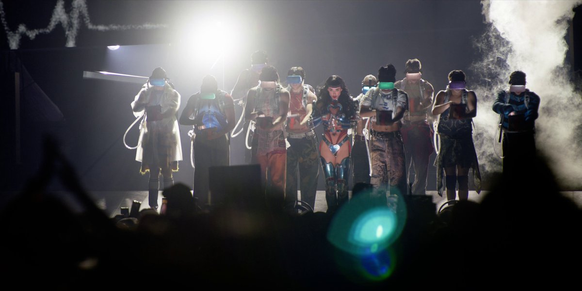 Tudo Katy tweet media