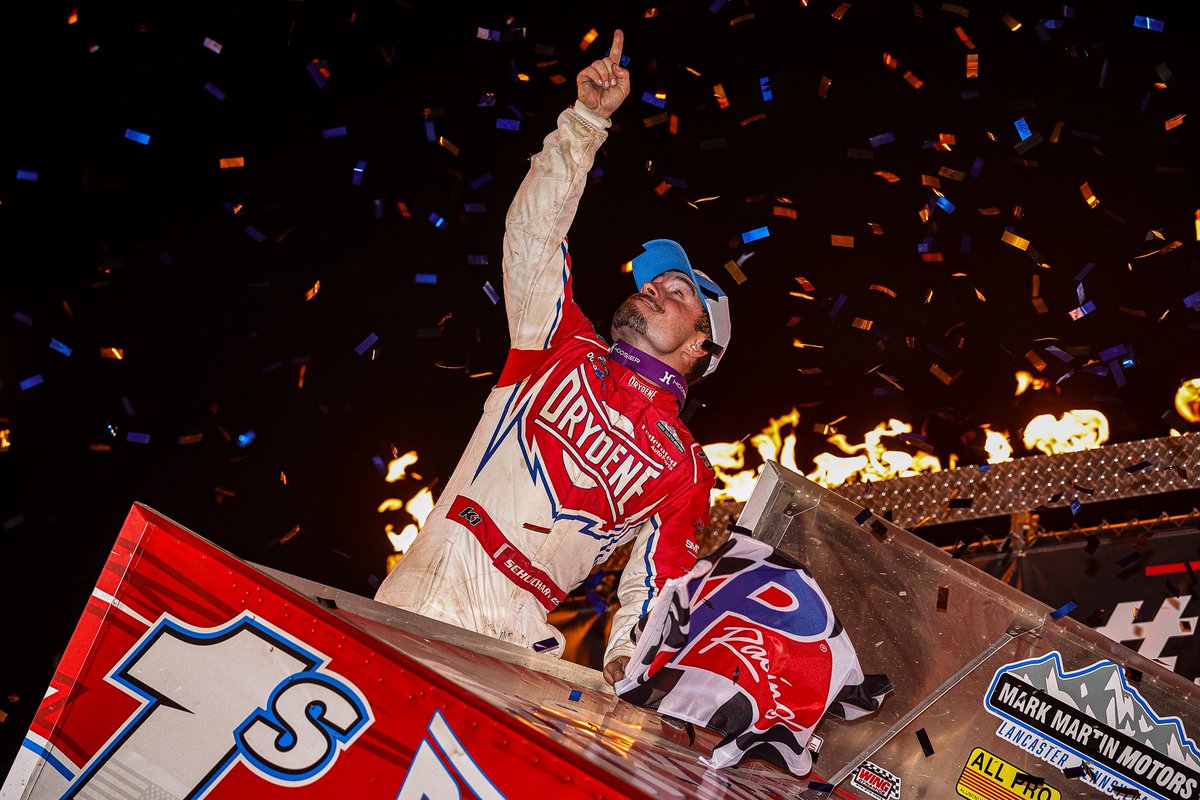 WorldofOutlaws's tweet photo. That one was for Scruffy 🩵🤍 https://t.co/JA3zZ9AofB