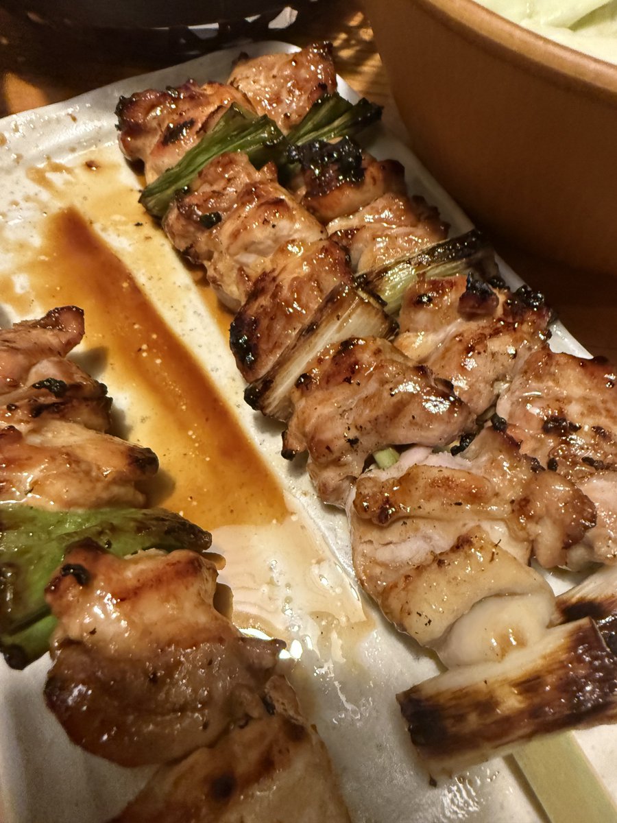 ごくひん tweet media