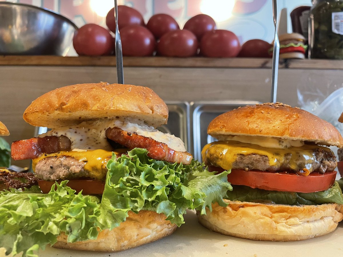CHILLAX BURGERS &WINE チラックス 池袋グルメバーガー ハンバーガー tweet media