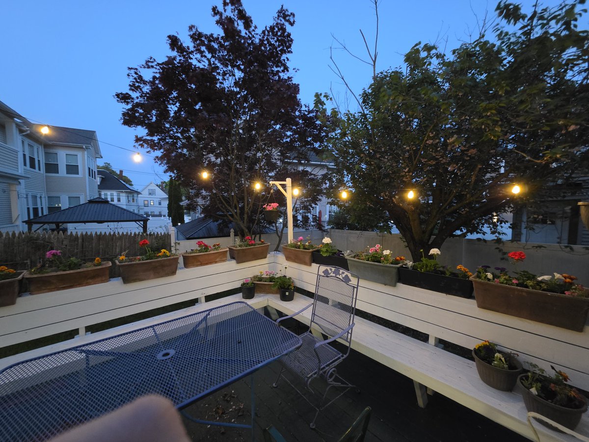 ArmstrongM84's tweet photo. Thanks to my family &amp; 1800GotJunk lol my yard actually looks like my backyard can have guest again. Hopefully we can have a backyard movie night this summer. #backyard https://t.co/sGNcgZn59y