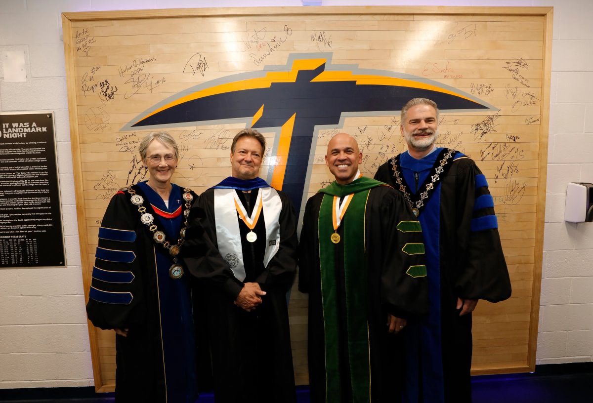 UTEPPresident tweet media