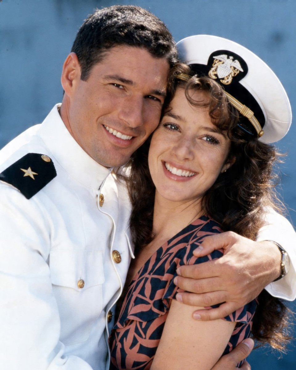 HansomRansom4's tweet photo. Happy birthday Debra Winger with Richard Gere in An Officer And A Gentleman 1982. #debrawinger #actress #anofficeranagentleman #termsofendearment #urbancowboy #richardgere #1980s https://t.co/FrGS7V4o9r
