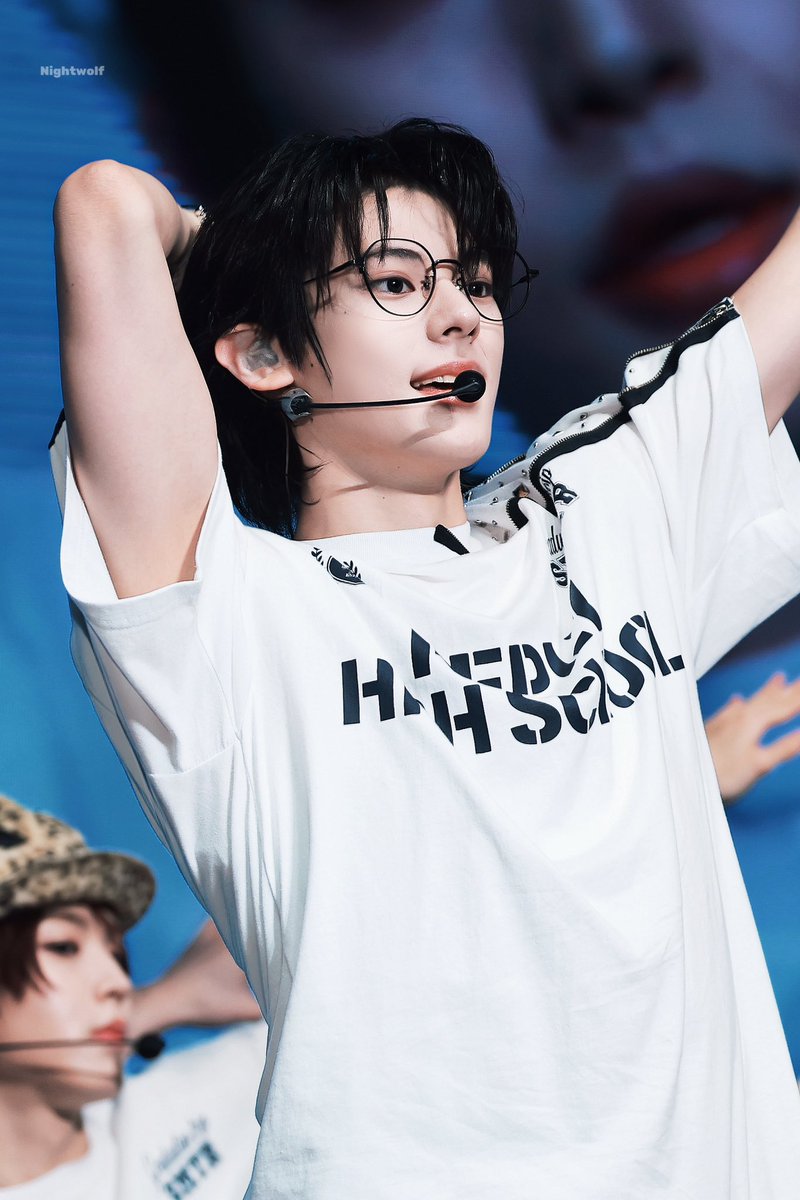 Nightwolf_Nick's tweet photo. Reply High School Fan Meeting Tour in Macau

260516

#NICHOLAS #니콜라스 #이학래 #SMTR25 #replyhighschool #SMTR25_FM_TOUR_GraduationTrip https://t.co/mO0vRMeN60