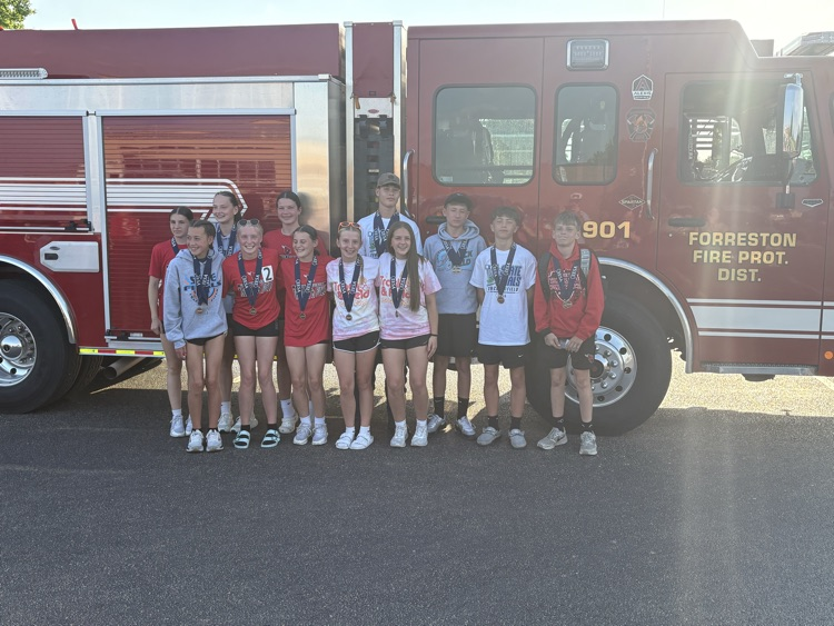 Forrestville221's tweet photo. JH state track qualifiers returned tonight with some bling! Congrats to our many medal winners! Also a shout out for winning the sportsmanship award too for our division. Talented and did it the right way! https://t.co/M0IGJg5Vdt