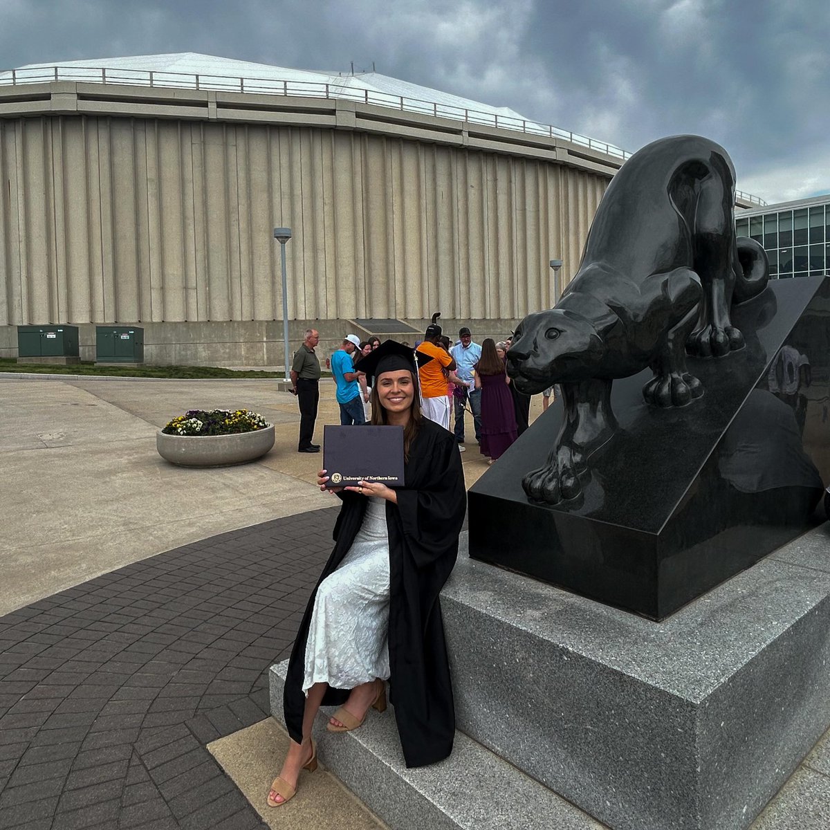 coachcjnuss's tweet photo. Time to Celebrate @HanNussbaum  ‼️ 
I’m proud of everything you’ve done and can’t wait to see what you’re going to accomplish 🔜 https://t.co/8AWRtaygkG