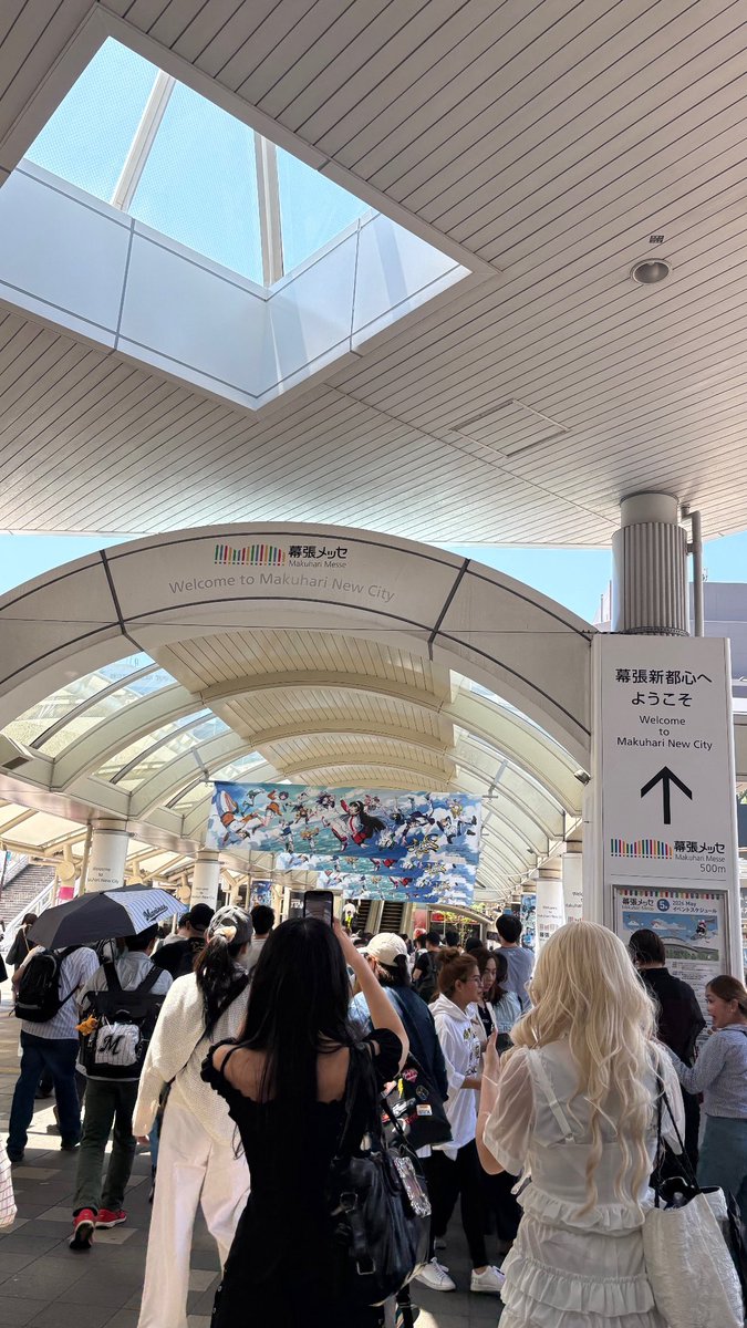 アウローラ tweet media