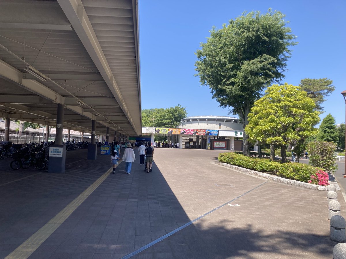 aayouone's tweet photo. 東京競馬場に到着！
今日は、東門から
府中はめちゃくちゃ、天気が良いです‼️ https://t.co/rijNL5jCIV
