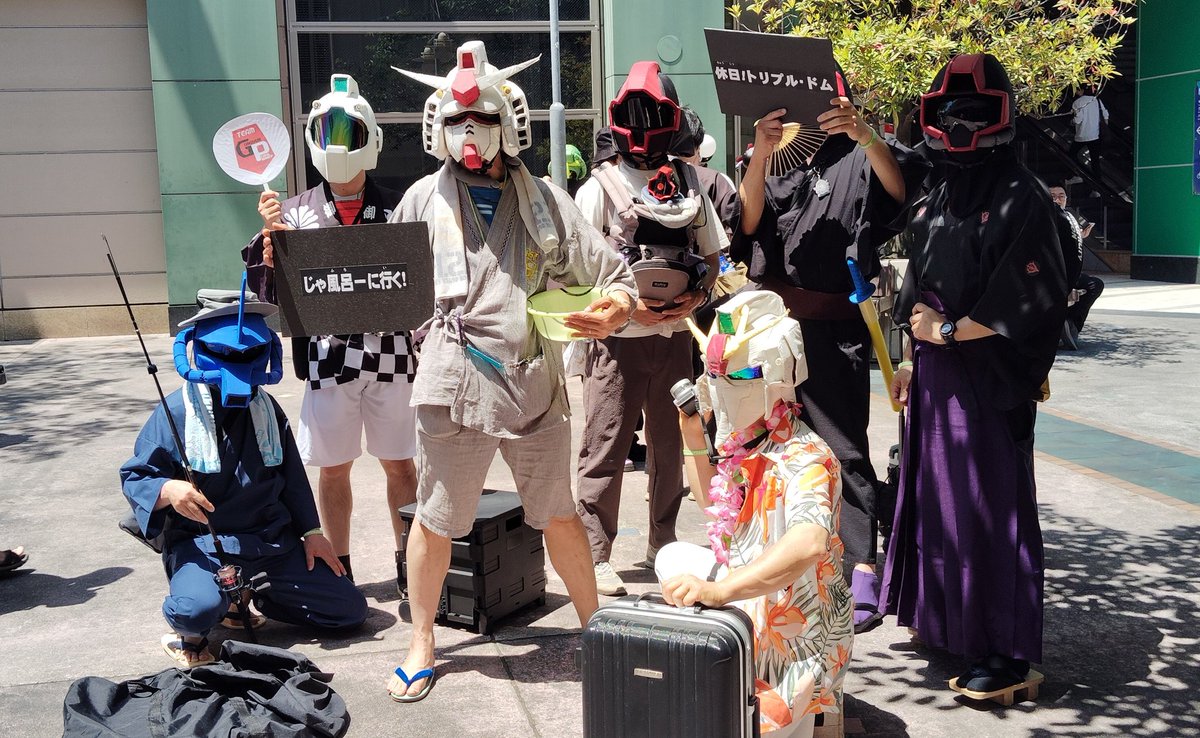 aruto_n's tweet photo. GP隊、出る！
夏バージョンでも暑い〜
#GP隊　#ストフェス
#夏バージョン https://t.co/DDLlDc7lDX