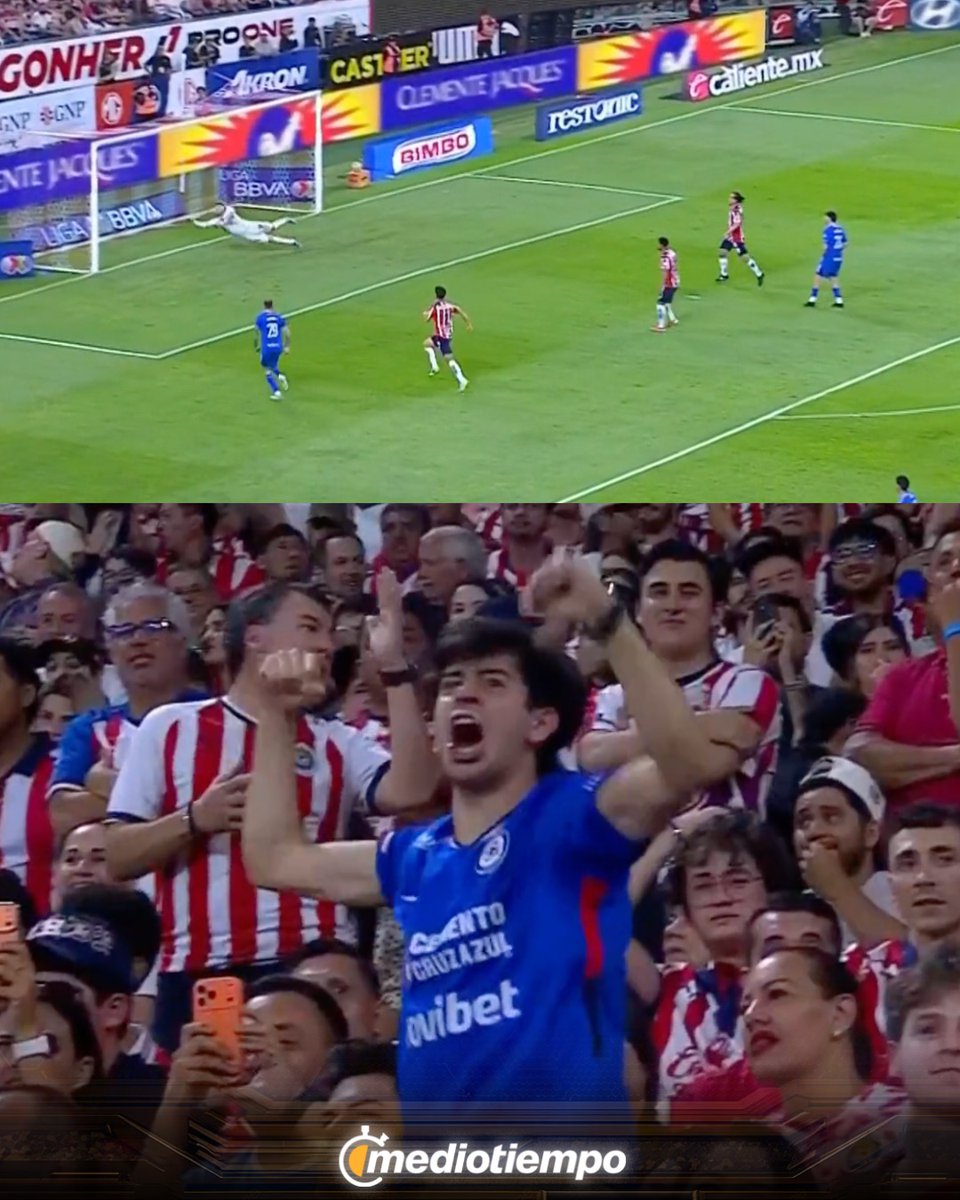 mediotiempo's tweet photo. ¡GOOOOOOOOOOOOOOOOOOOOOOOOOL DE CRUZ AZUL! ⚽️🔥

Agustín Palavecino aparece al 66’ y manda la pelota al fondo para poner nuevamente arriba a La Máquina en la semifinal

🐐 Chivas 1-2 🚂 Cruz Azul | 66’ (🐐 3-4 🚂)

🔴 EN VIVO | https://t.co/fdgS188oQZ https://t.co/M2GahHG0oD
