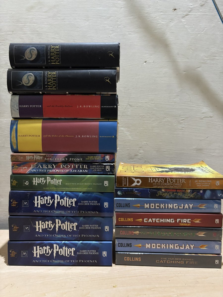 kalabookstore's tweet photo. WTS Stok terbatas 
List harga bisa cek di profil atau langsung ke https://t.co/TWePC0RvlB https://t.co/HLzrkwX9ub