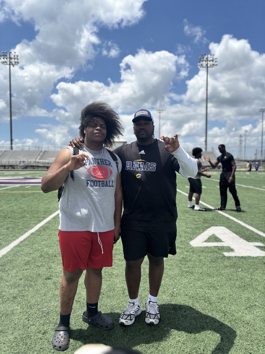 KaydenJohnson75's tweet photo. God blessed me with another opportunity to showcase myself, thank you for having me @JeffGirsch @CoachOB_5 @CoachFord_DC @CoachOsagiede @AngeloStateFB #pulltherope https://t.co/8DmaAKqSDd