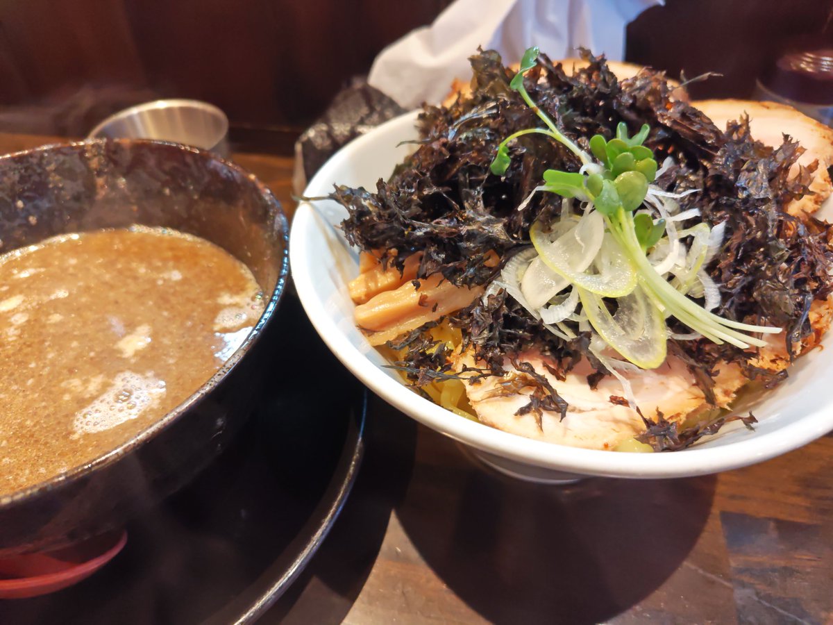 ドラ太郎 tweet media