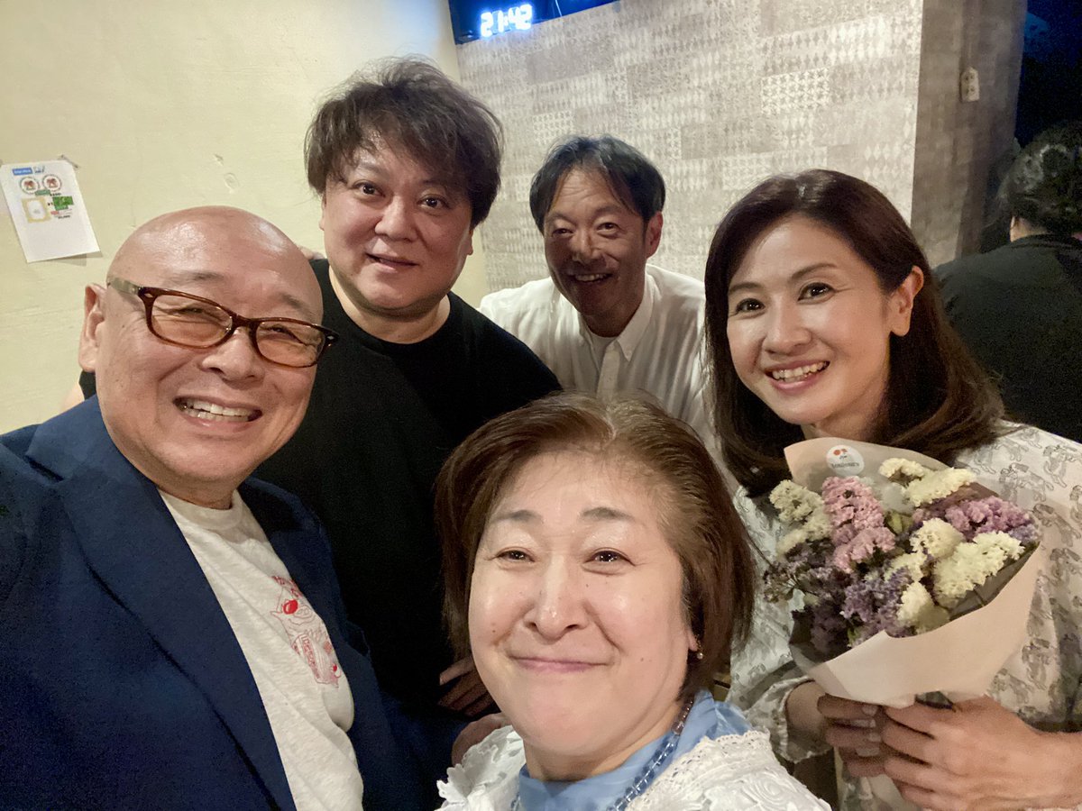 a_watanabe_'s tweet photo. toa-toa第7回 朗読劇と音楽
in PetitMOA（プチモア）
2026.5.15 夜の部
小林綾子ちゃん＆藤田朋子ちゃんのユニットtoa-toa！
朗読劇と音楽とおしゃべりの楽しいライブ！
演奏は勿論！てっちゃん こと桑山哲也さん👍
楽しいかった〜😆 
#toatoa #朗読劇 #藤田朋子 #小林綾子 #桑山哲也 #PetitMOA https://t.co/VqFAv1Fn57