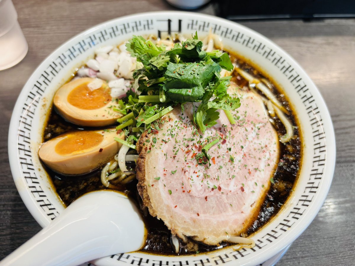 オンダスミス tweet media