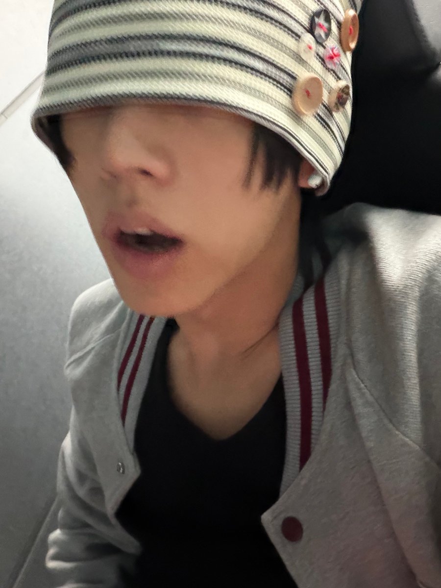 ddohoon. tweet media