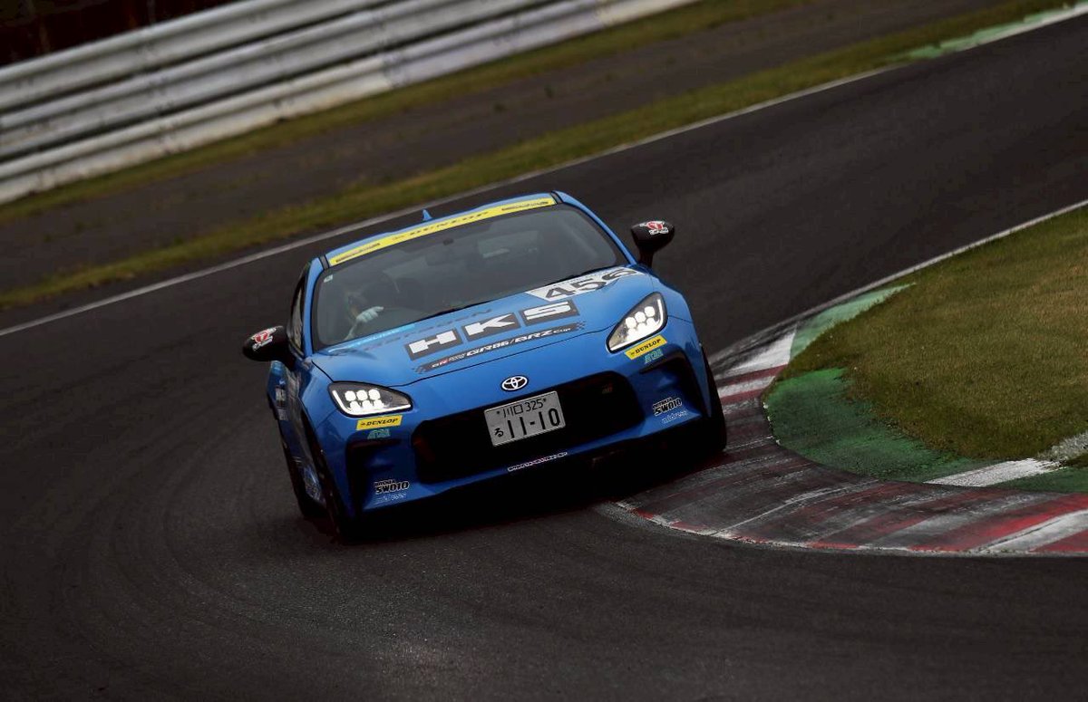tomohito_w's tweet photo. #GR86BRZCup SUGO大会

5位からのスタート、着実に追い上げます🔥

12時30分〜スタート進行開始です！

ライブ中継は下記から！
https://t.co/s0pwAfXv1P

応援よろしくお願いいたします！ https://t.co/jIPGuWCkZs