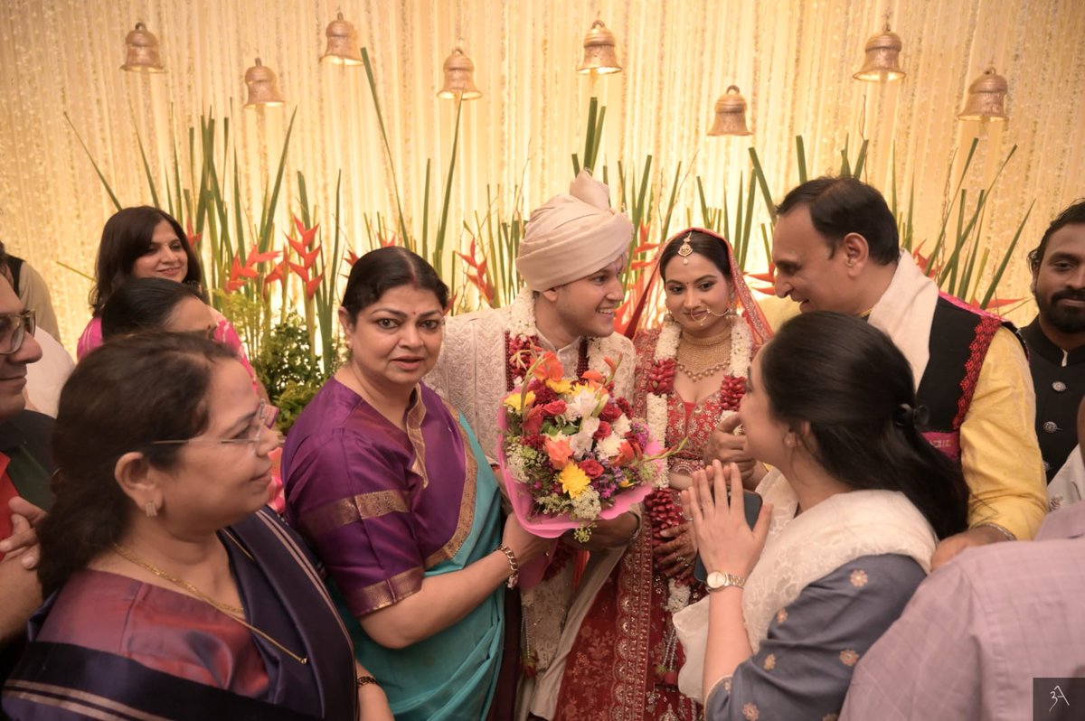 rajnish45448164's tweet photo. @sdeo76 ये पोस्ट क्यों डिलीट किया जब देख लिया नूपुर शर्मा जी मौजूद है तो पोस्ट डिलीट कर के अपना लिखावट चेंज कर दिया वाह रे बरहरुपया बिकाऊ न्यूज चैनल के प्रोपराइटर । 
किसी के निजी कार्यक्रम था उसमें आना कहीं से गलत नहीं। नूपुर शर्मा जी मौजूद है देख। https://t.co/dfUgw2tYtF