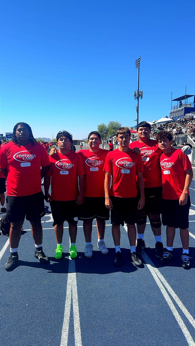 CoachCarbajalOL's tweet photo. Great job today Mustangs! Multiples offers given out to our 27’s &amp; our 28’s are about to make a huge recruiting splash this summer! As always none of this would be happening if everyone, from our HC @Coach_J_Allen, to our kids and their parents didn’t buy in &amp; trust the process! https://t.co/UIj095Dukd