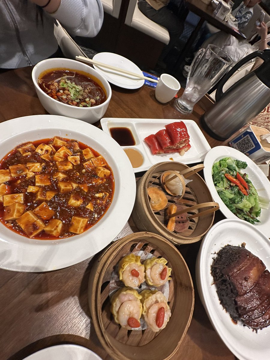 poooponi's tweet photo. 진짜 막 너무 잘 먹고 다님… https://t.co/JKOOQGCkCk