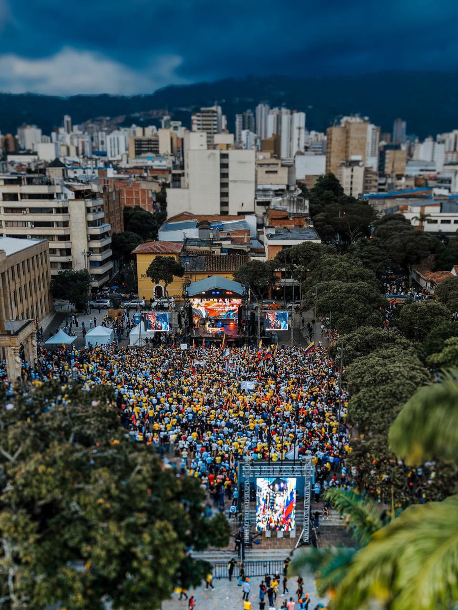 Lina Maria Garrido tweet media