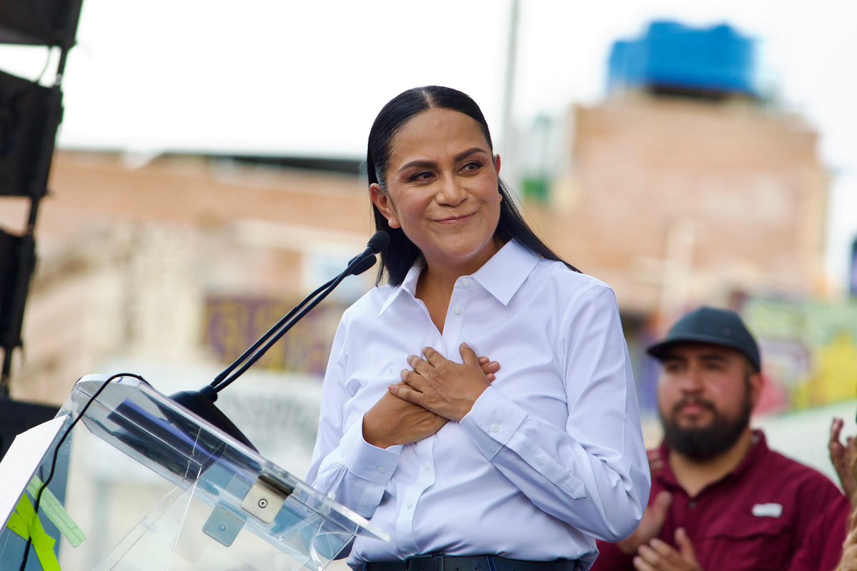 Cam Martínez tweet media