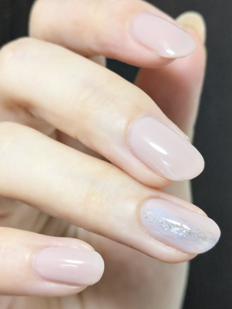 2asak1's tweet photo. ネイルホリック
GY032F
BL934
iLLO Cosmetics　濡羽（ヌレバネ） https://t.co/K5ZaUCV2Ln