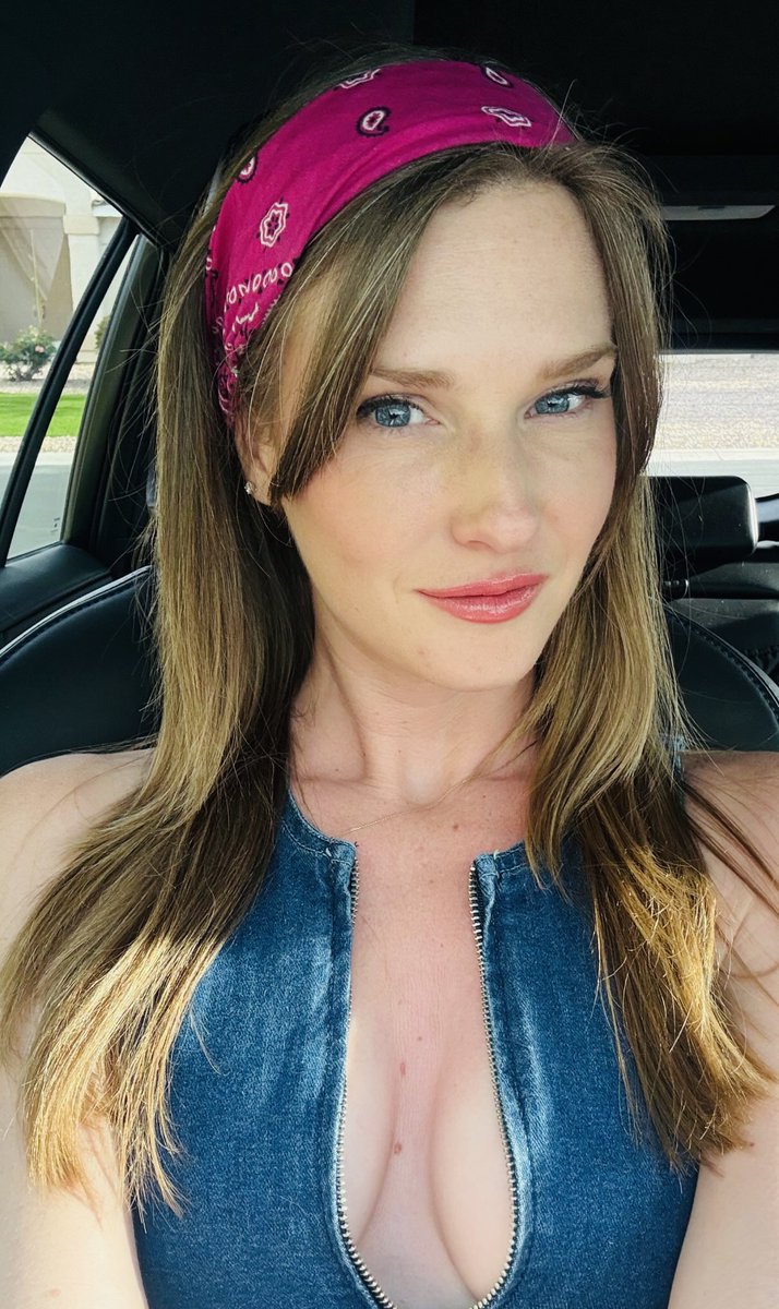 Ashley Lane tweet media