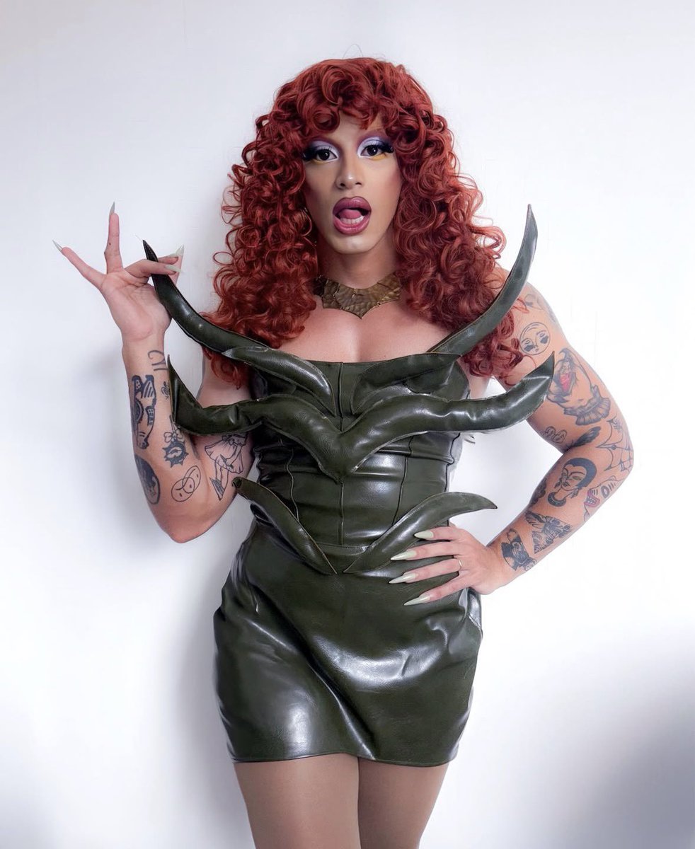 Drag_Crave's tweet photo. ⭐️DAILY DRAG SPOTLIGHT 598⭐️

Lea Farsaid | Recife, Pernambuco, Brazil 🇧🇷 

Instagram: https://t.co/7Hkst2Kjmj
Twitter: @leafar_dias https://t.co/Px9wXSyFFL