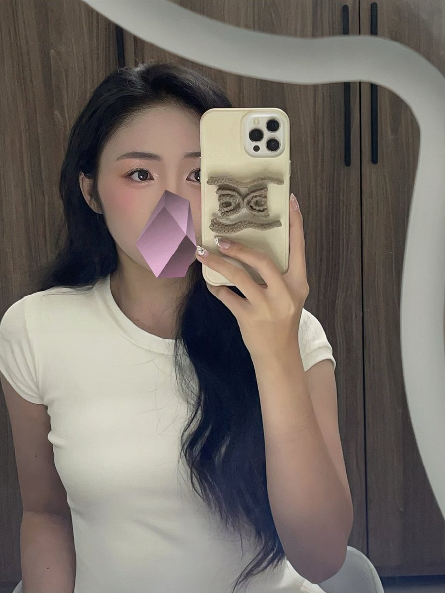 Kieu Trinh tweet media