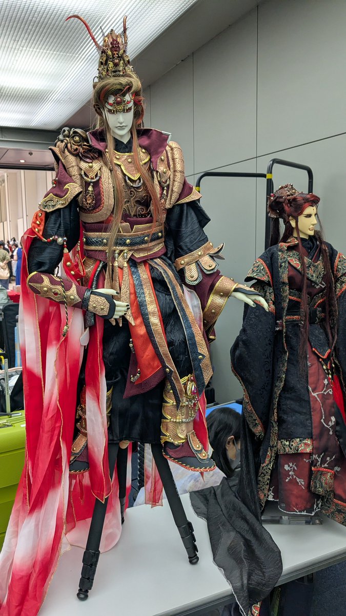 sinpura's tweet photo. 布袋戲オンリーイベント「雷鳴に続け！2026」
日本語と中国語が飛び交う会場
コスプレランウェイと操偶発表会はクオリティ高い
サンファン以外は無知識な我が家でも楽しめたイベント
本家も見たくなった https://t.co/u5fDwBXBqG