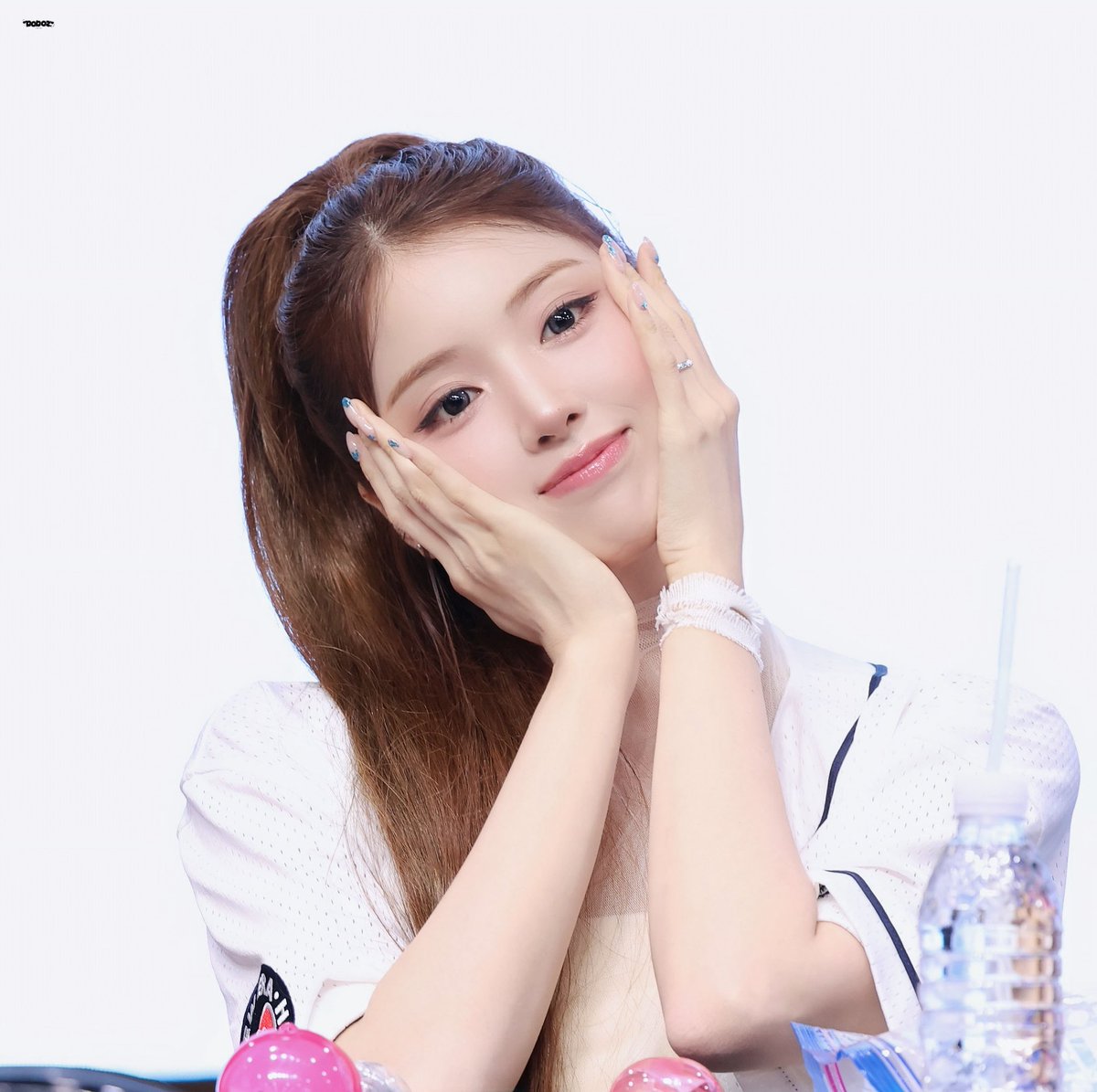 DODOZ_jwbe's tweet photo. 260516 ms 지우

😘😘

#JIWOO #지우
#NMIXX #엔믹스 https://t.co/6J5ywLJKkp