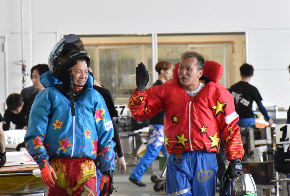 リトㇽジヤマ ―プロ　ゲスト、ボ―ヵリスト ボートレース芦屋 GⅠ全日本王座決定戦3日目】 8Rは ＃西山貴浩