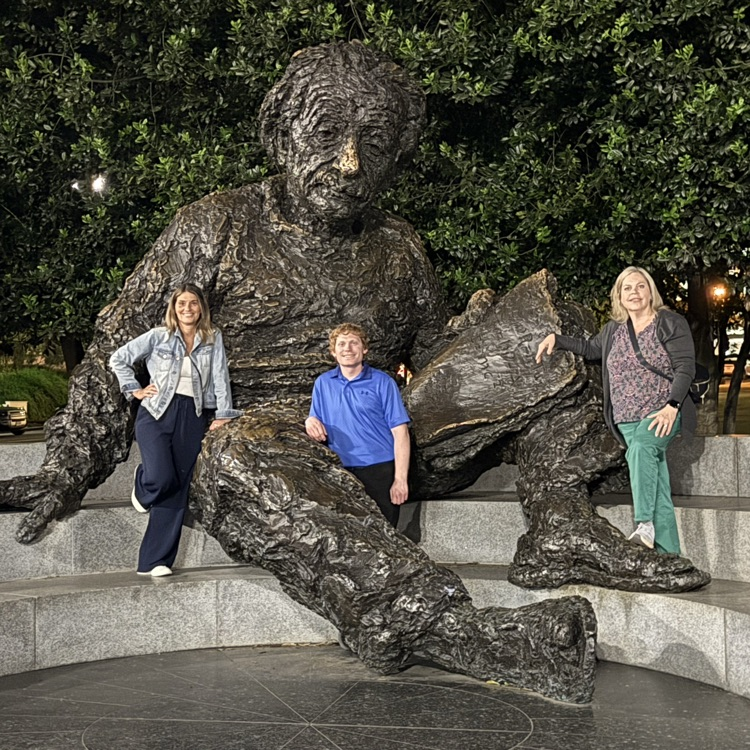TCCSTrojans's tweet photo. 2026 Senior Trip Day 3- Einstein Memorial, Vietnam Memorial, Lincoln Memorial, and Korean War Memorial. https://t.co/T9MX33pGsZ
