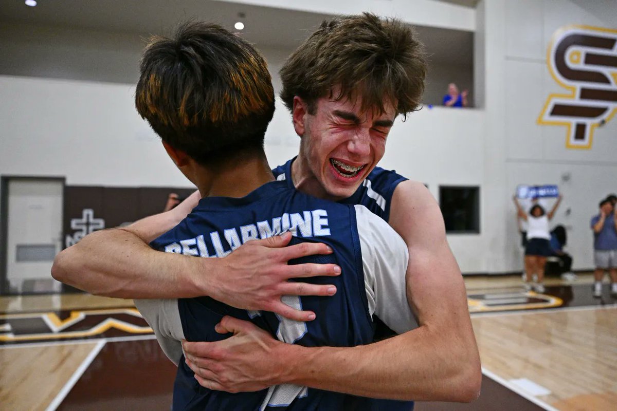 CB_Journalist's tweet photo. 🚨 NEW 🚨
Instant classic! Bellarmine bests Mitty in epic five-setter, winning first CCS Open title since 2021
https://t.co/08IcmW1cVJ
@DarrenSabedra @WCALSports @CalHiSports @VytasMazeika @GReeves23 @JensenPhil @JakeVanderbroek @GetSportsFocus @NorCalPreps @MikeNowels @cifccs https://t.co/C62PgDb2k0