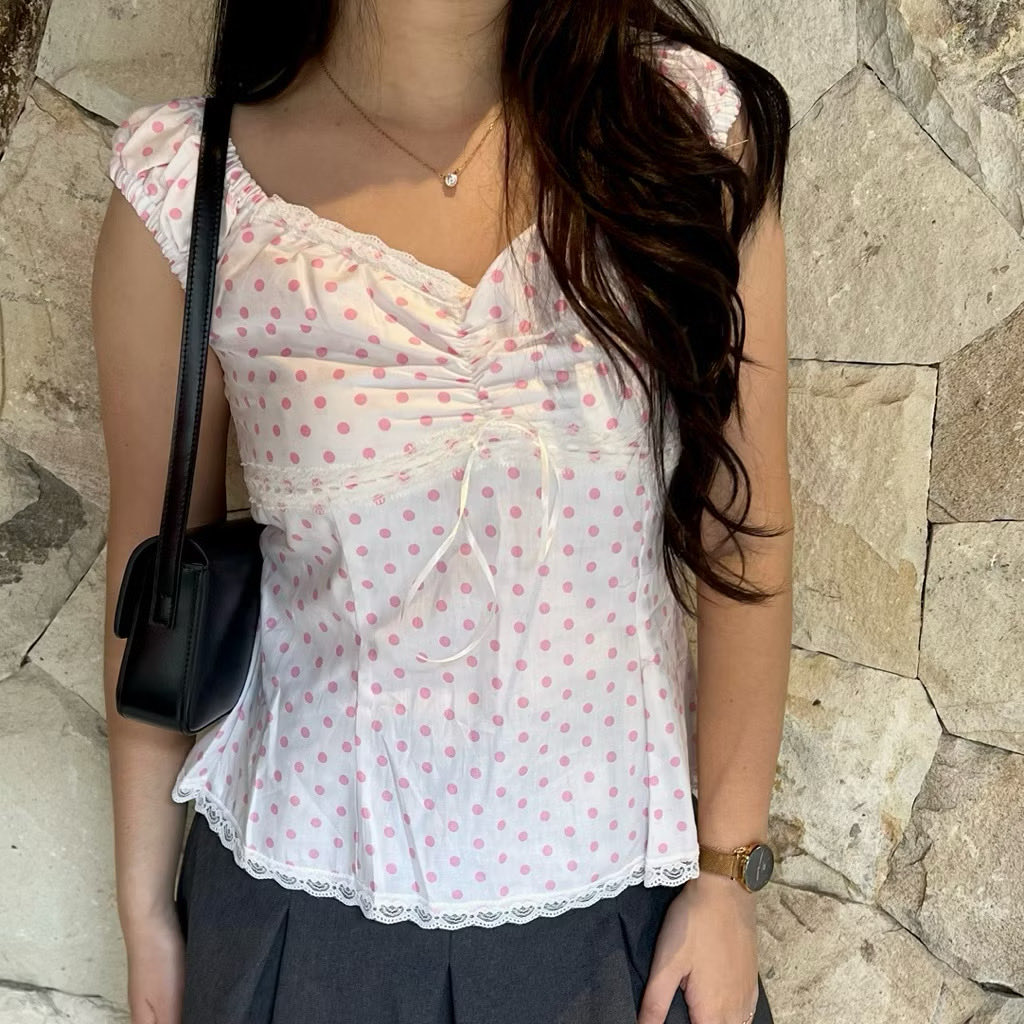 nathabiel26's tweet photo. cute pink tops🌸💐🌷🩰

a thread https://t.co/IPcDVUGja8