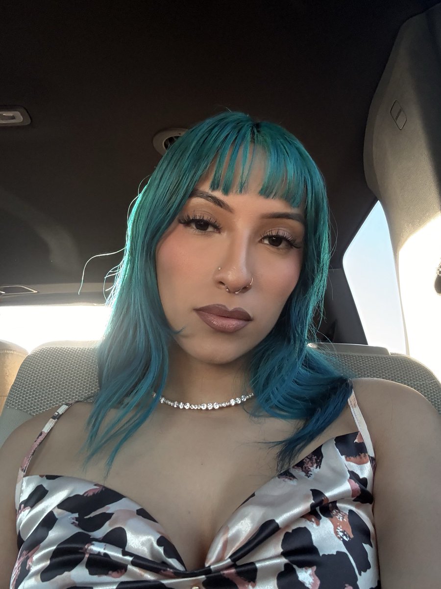 Zoe tweet media