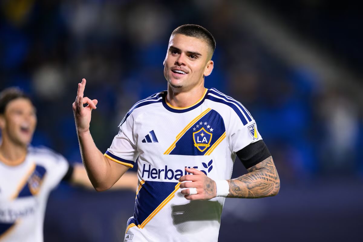 Galaxy Fan Talk tweet media