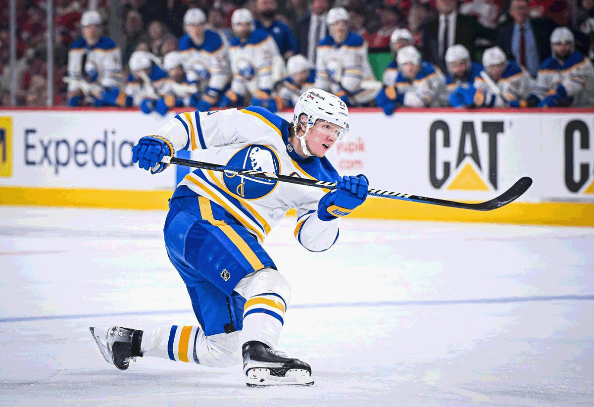GinoHard_'s tweet photo. Tonight, Rasmus Dahlin became the FIRST defenseman in NHL HISTORY to put up 5 points in a game while facing elimination 🤯🔥

(h/t @hockeyinfo19, @JLazzy23) https://t.co/xiVo4j9mkb